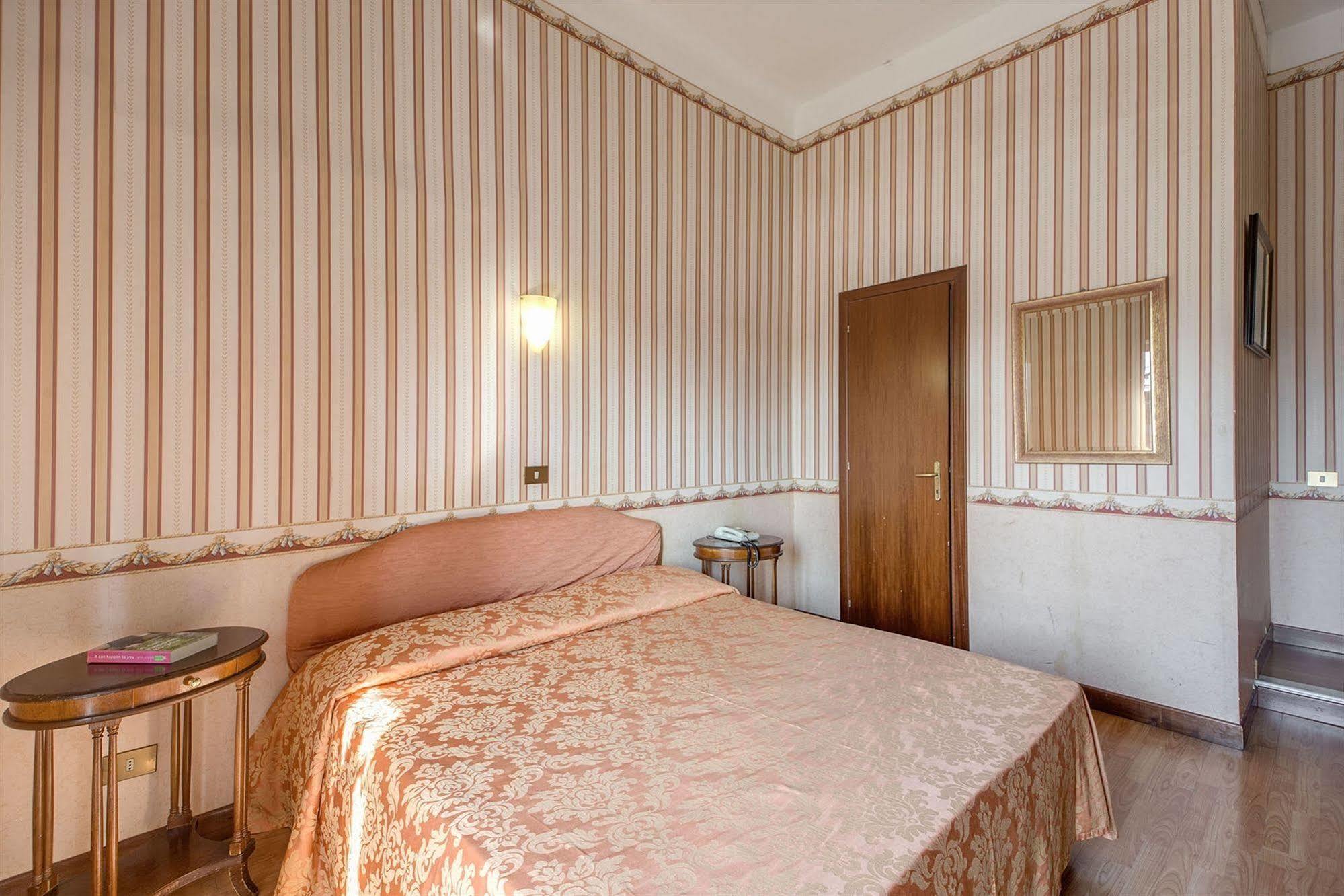 Hotel Aquarium Rzym Pokój zdjęcie